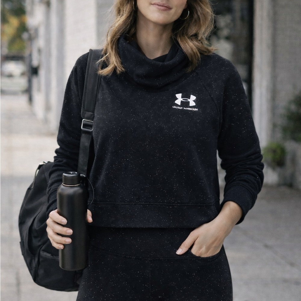 Under Armour Black Speckled workout gym girl athletic Sweatshirt size medium